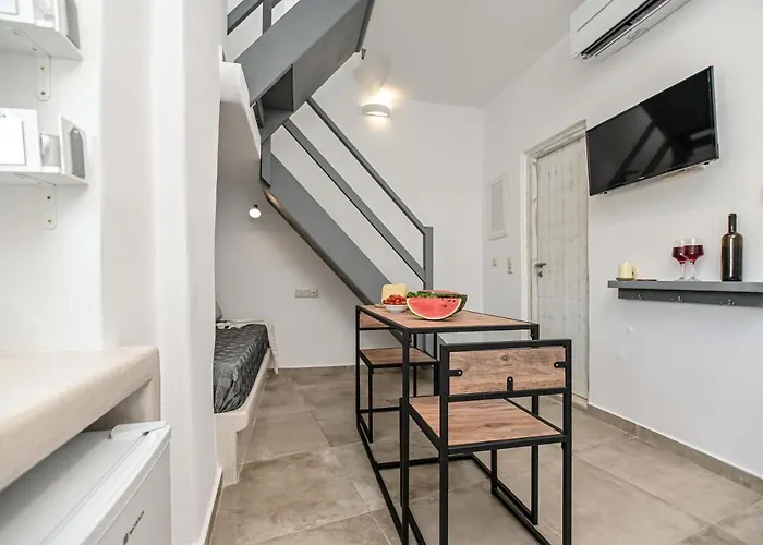 Venetian Suites II